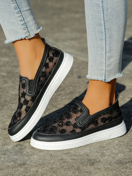 Royalfashion Women's mesh loafers with flowers Emzos