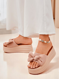 light brown || brown
