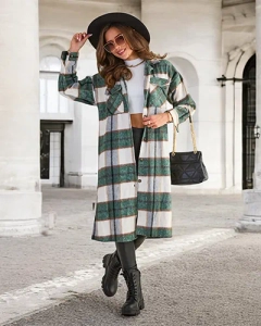dark green || white